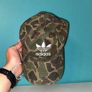 Adidas camo hat